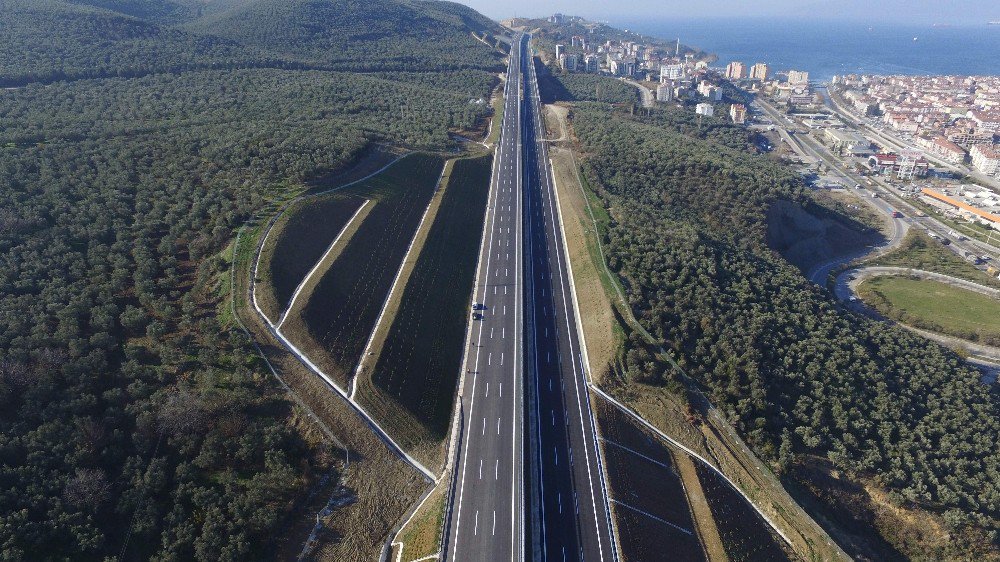 İstanbul’dan Bursa’ya Kesintisiz Ulaşımı Başbakan Başlattı