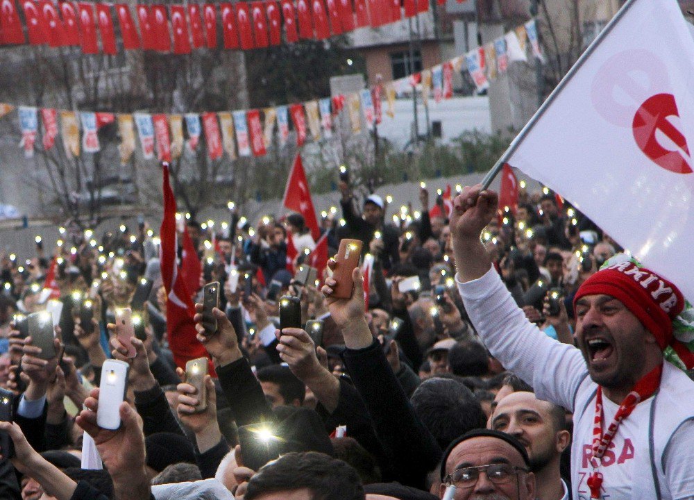 Bursa’da Anlamlı Pankart