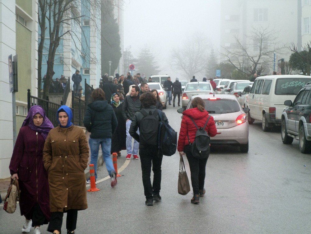 Sakarya’da Sınava Giremeyen Öğrenciler Yetkililerle Tartıştı