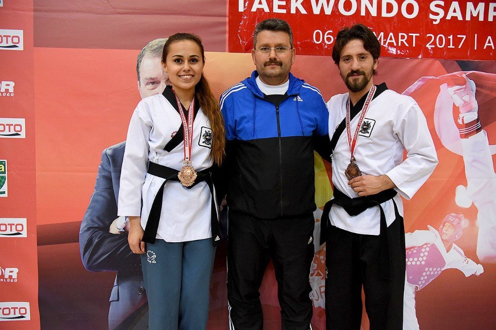 Taekwondo’da Kastamonulu Sporculardan Türkiye Üçüncülüğü