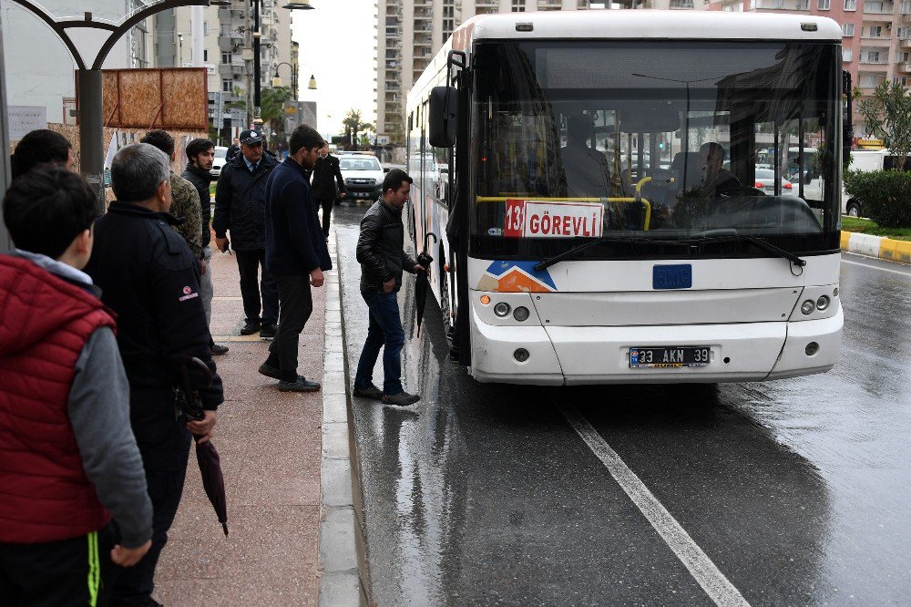 Büyükşehir Belediyesi’nden Ygs’ye Giren Öğrencilere Otobüs Desteği