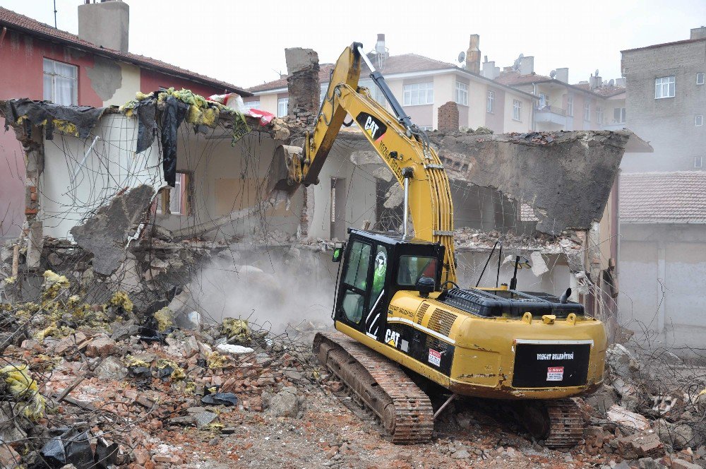 Büyük Cami Odun Pazarı Meydan Ve Otopark Projesi Start Aldı