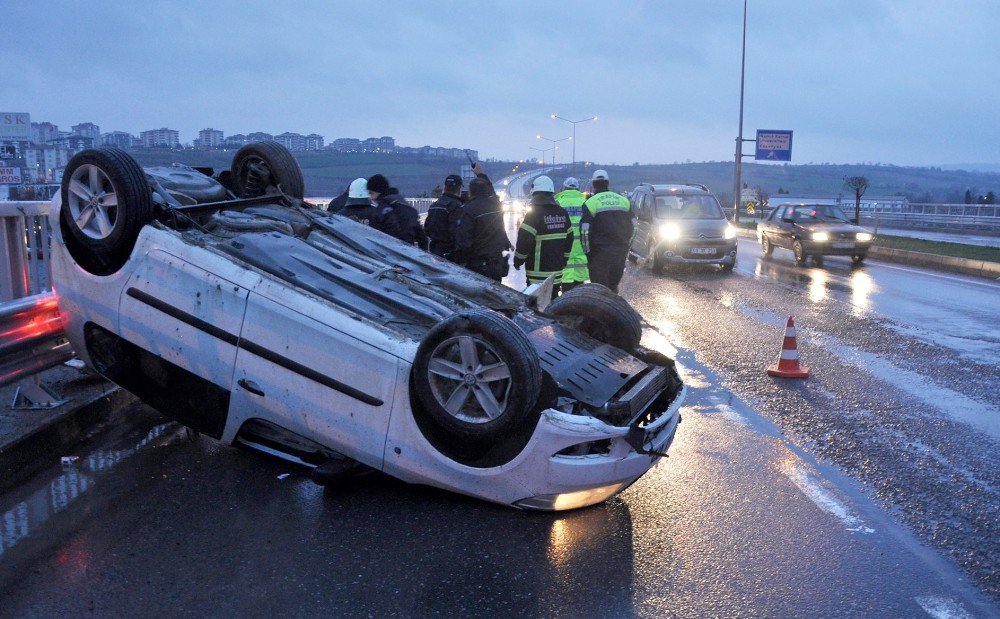 Tekirdağ’da Hafif Ticari Araç Takla Attı: 6 Yaralı