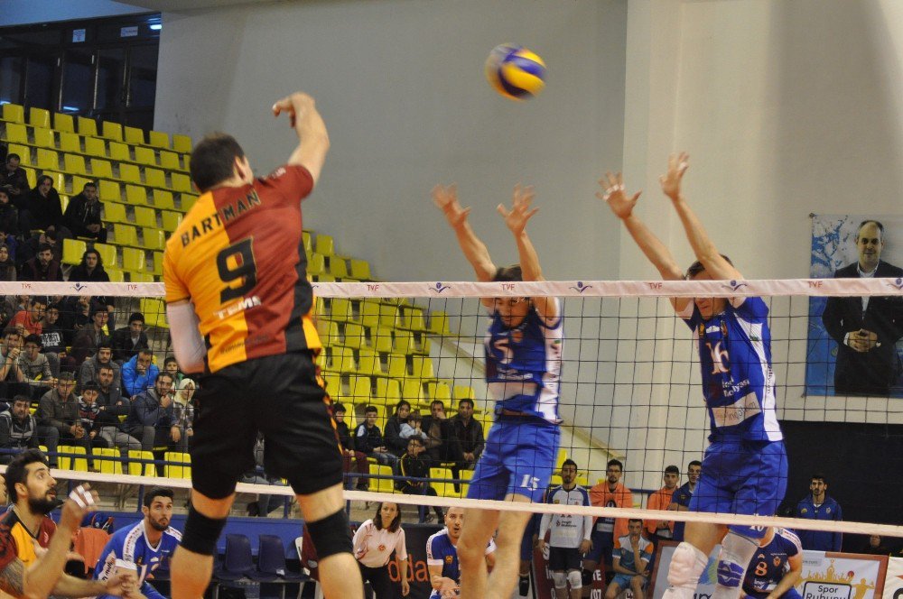 Voleybol Efeler Ligi