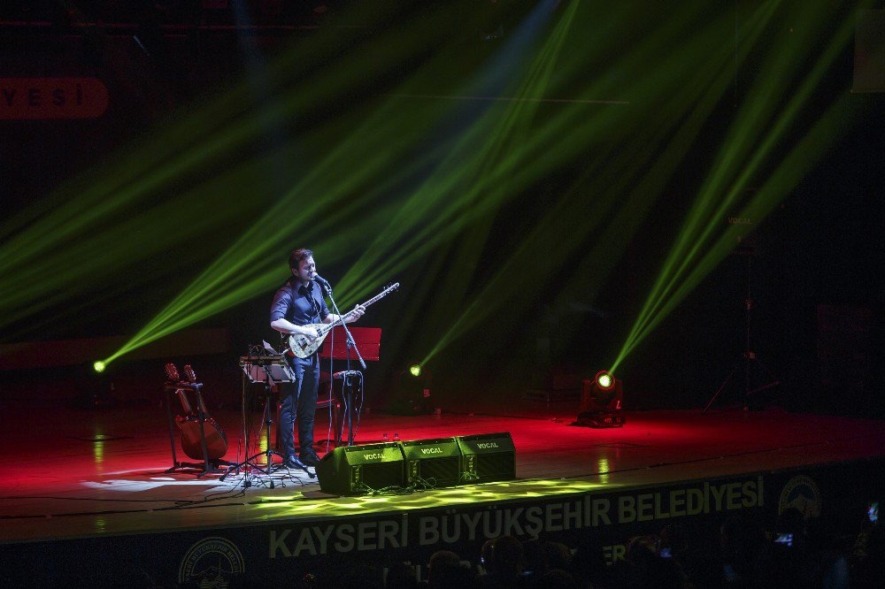 Orhan Ölmez’den Muhteşem Konser