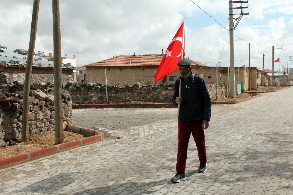 Ömer Halisdemir İçin 600 Kilometre Yol Yürüdü