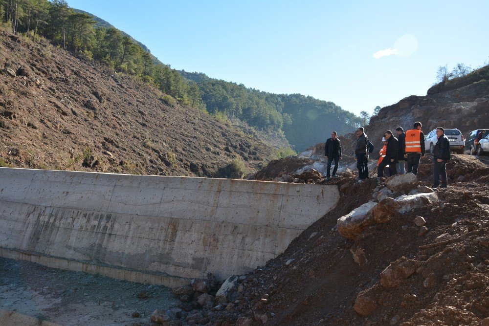 Coşkun, Alanya Yeniköy Baraj İnşaatını İnceledi