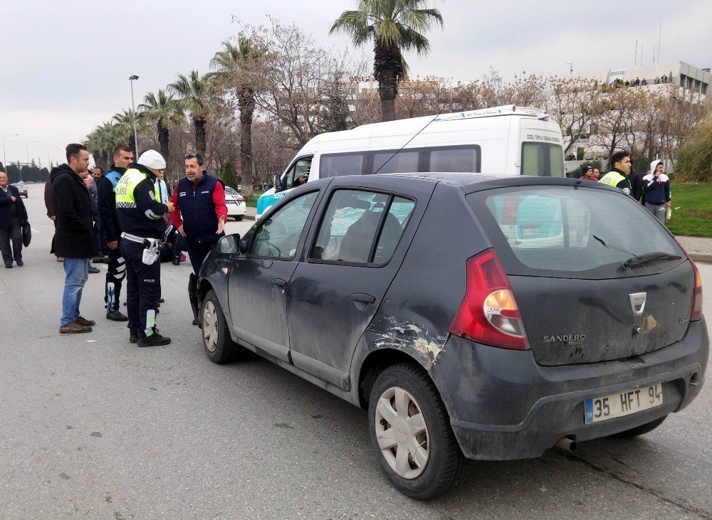 Otomobille Motosiklet Çarpıştı: 1 Ağır Yaralı