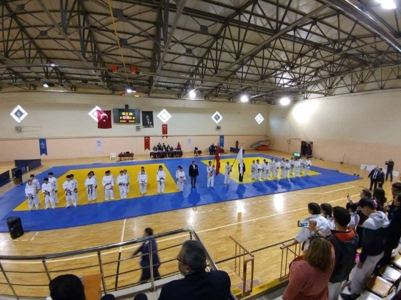 Tokat’ta Yıldızlar Judo Grup Şampiyonası Yapıldı