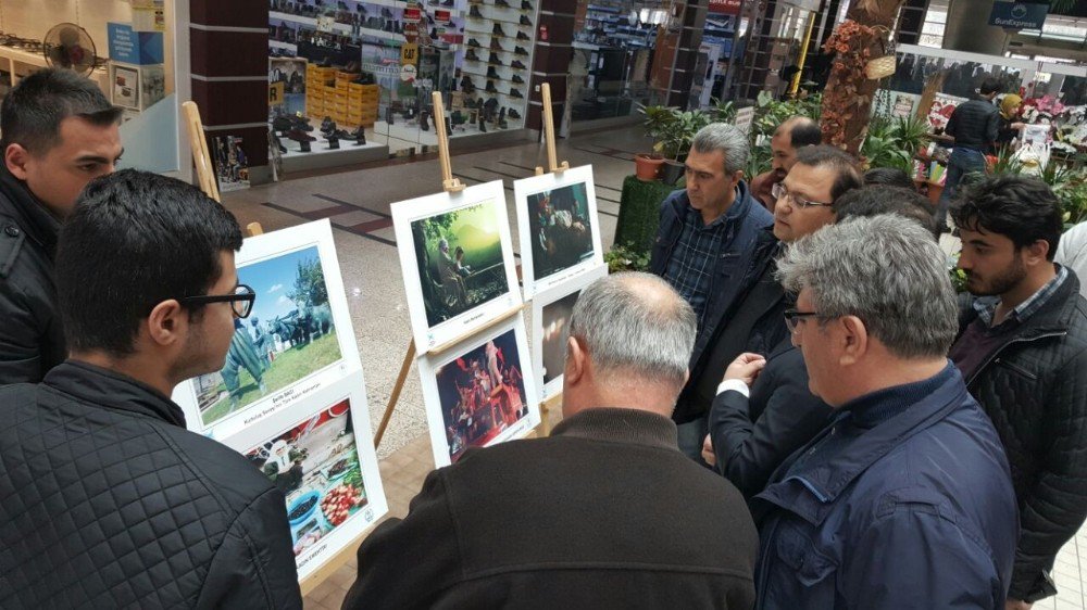 Tatvan’da Fotoğraf Sergisi Açıldı