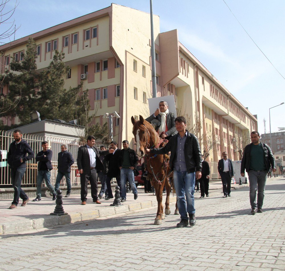 Sanatçı Aydın Aydın’dan İlginç Davet