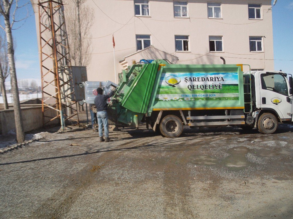 Özalp İlçesinde Bahar Temizliği