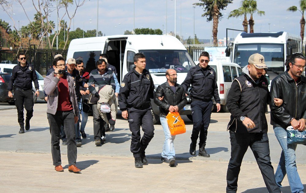 Antalya’da Dhkp/c Operasyonu: 4 Gözaltı