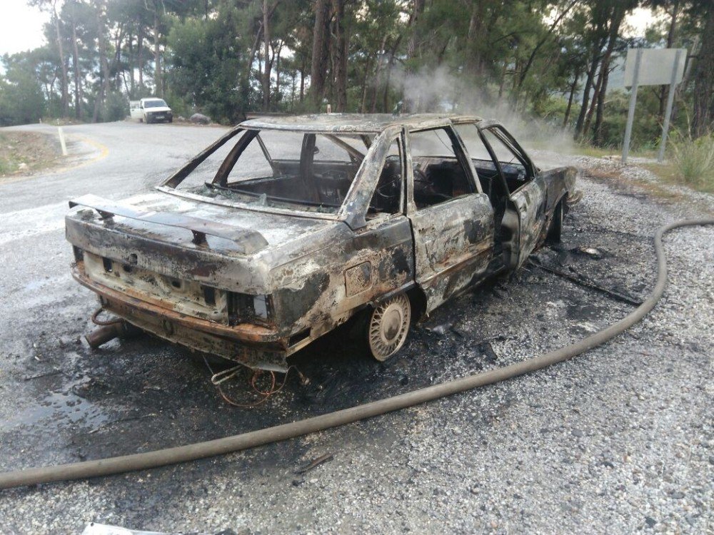 Arazöz Şoförünün Aracı Cayır Cayır Yandı