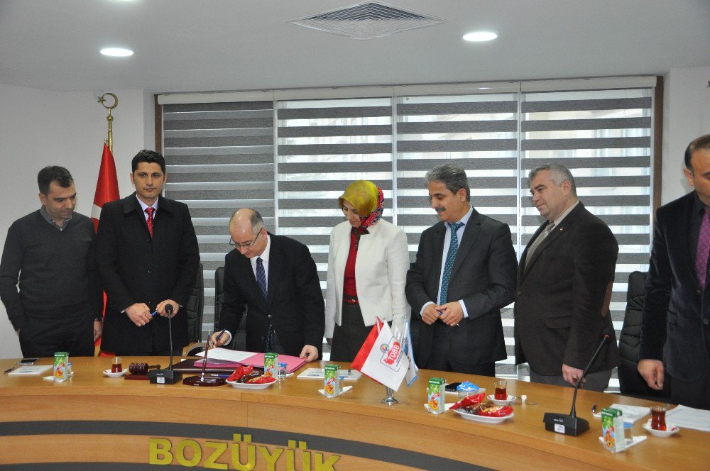 Bozüyük’te Okul-sanayi İş Birliği Protokolü İmzalandı