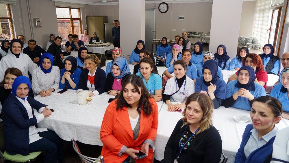 Anadolu Hastanesi’nde 14 Mart Tıp Bayramı Kutlandı