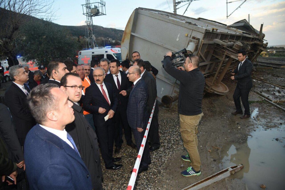 Bakan Elvan, Kaza Yerinde İnceleme Yaptı