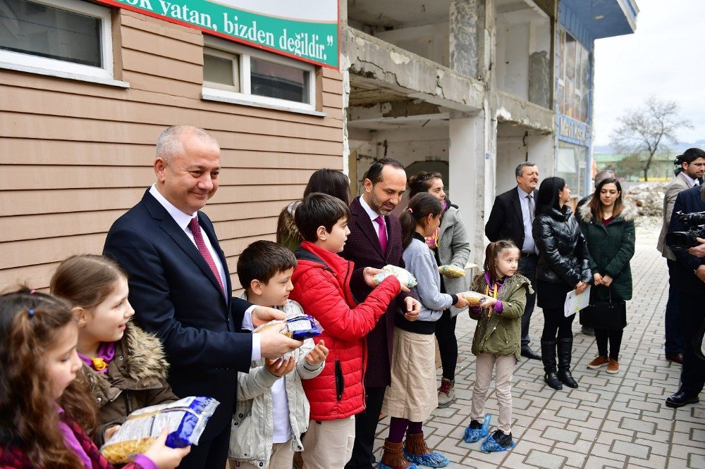 Öğrencilerden Örnek Davranış