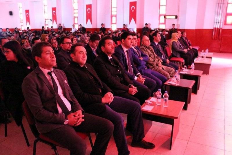 Bahçesaray’da İstiklal Marşı’nın Kabulü Ve Mehmet Akif Ersoy’u Anma Programı