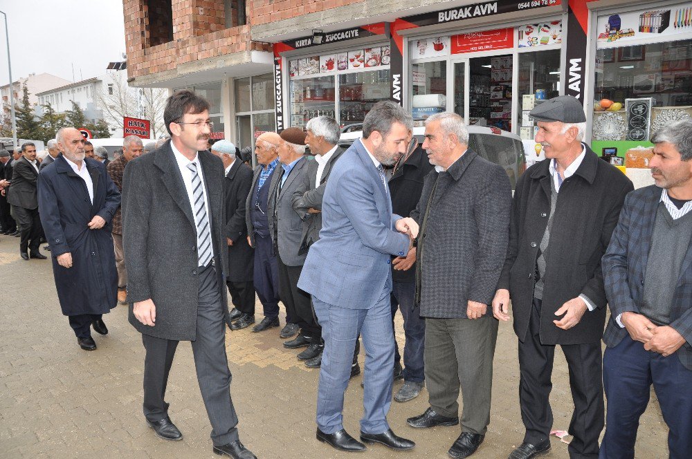 Dimez Şampiyon Sincik’te Referandum Çalışması Yürüttü