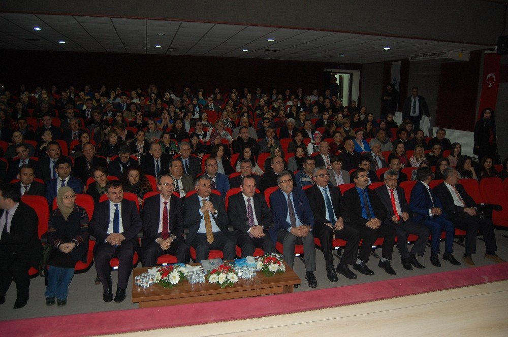 Vali Yazıcı : "Kitap Okumada Ülkemizin Son Sıralarda Olmasından Hicap Duyuyorum"