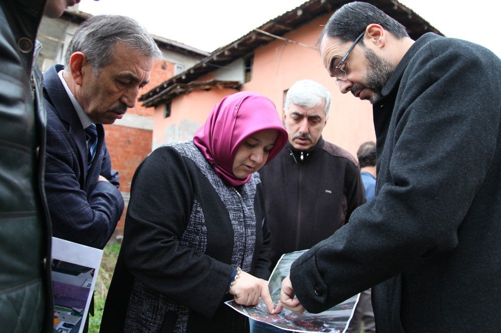 Başkan Ayaz, Üst Yapı Çalışmalarını Yerinde İnceledi