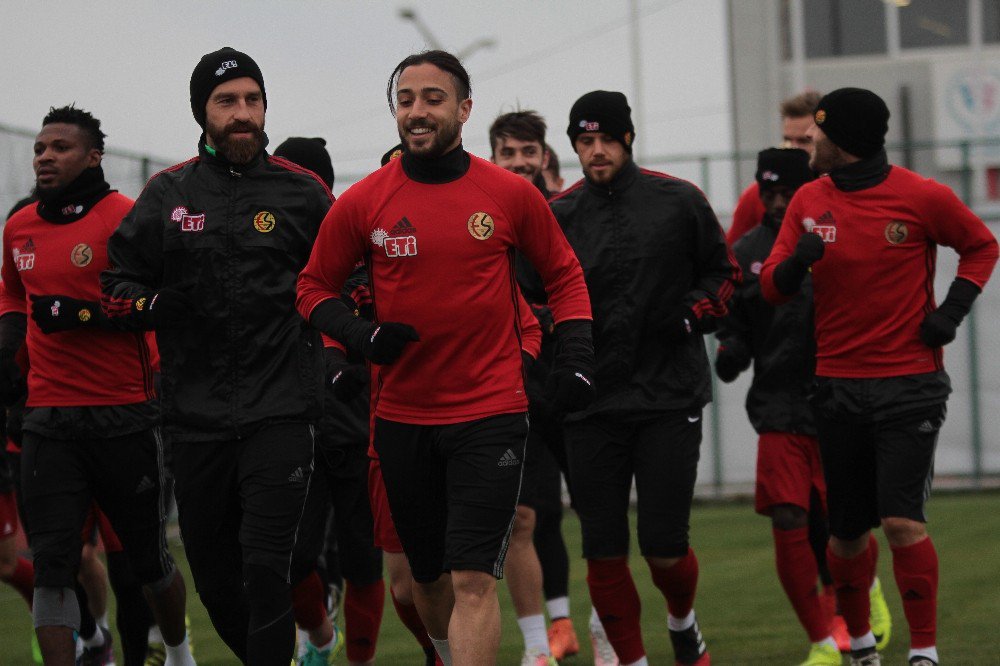 Eskişehirspor’da Göztepe Mesaisi Devam Ediyor