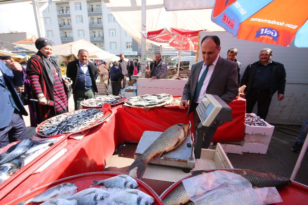 Başkan Özaltun’dan Balıkçılara Yasaklara Uyalım Çağrısı