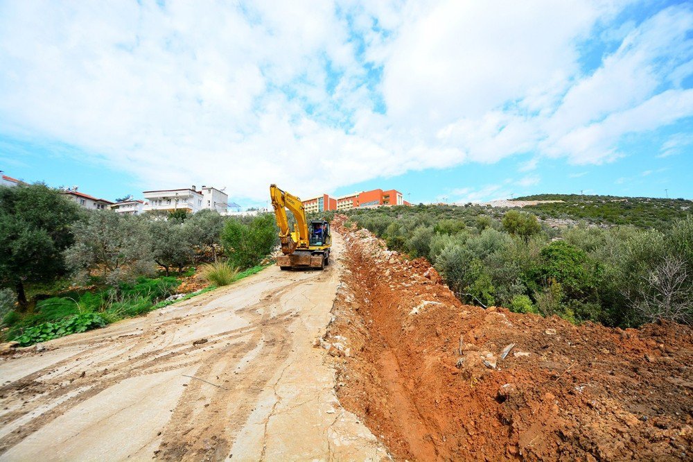 Milas’ta 3 Mahalleye 5 Bin 500 Metrelik İçme Suyu Hattı