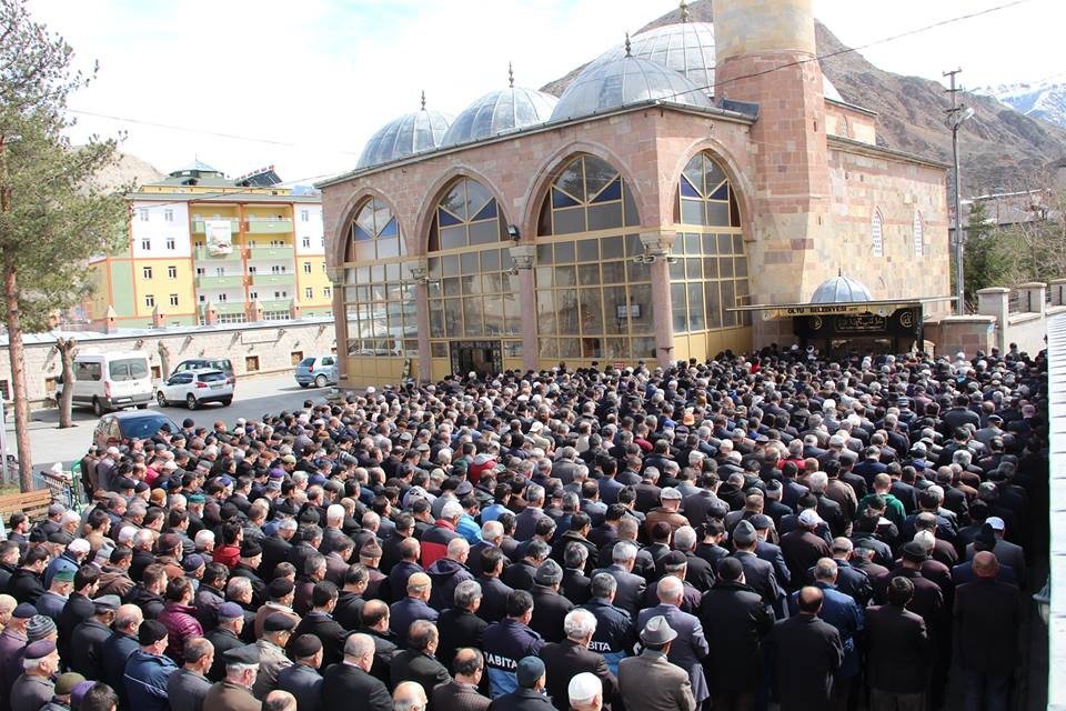 Yıldız Ve Varol’un Ani Vefatı Oltu’yu Yasa Boğdu