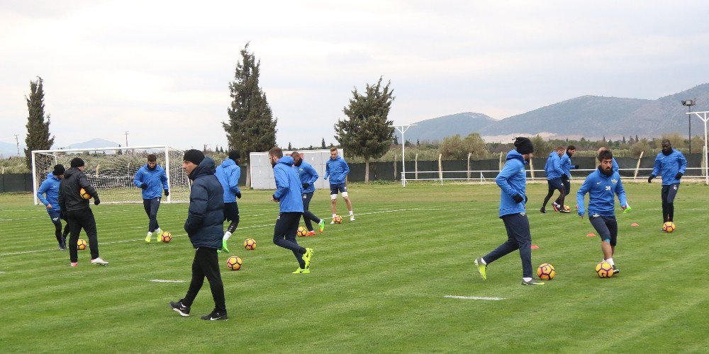 Akhisar Belediyespor, Adanaspor Maçı Hazırlıklarına Başladı