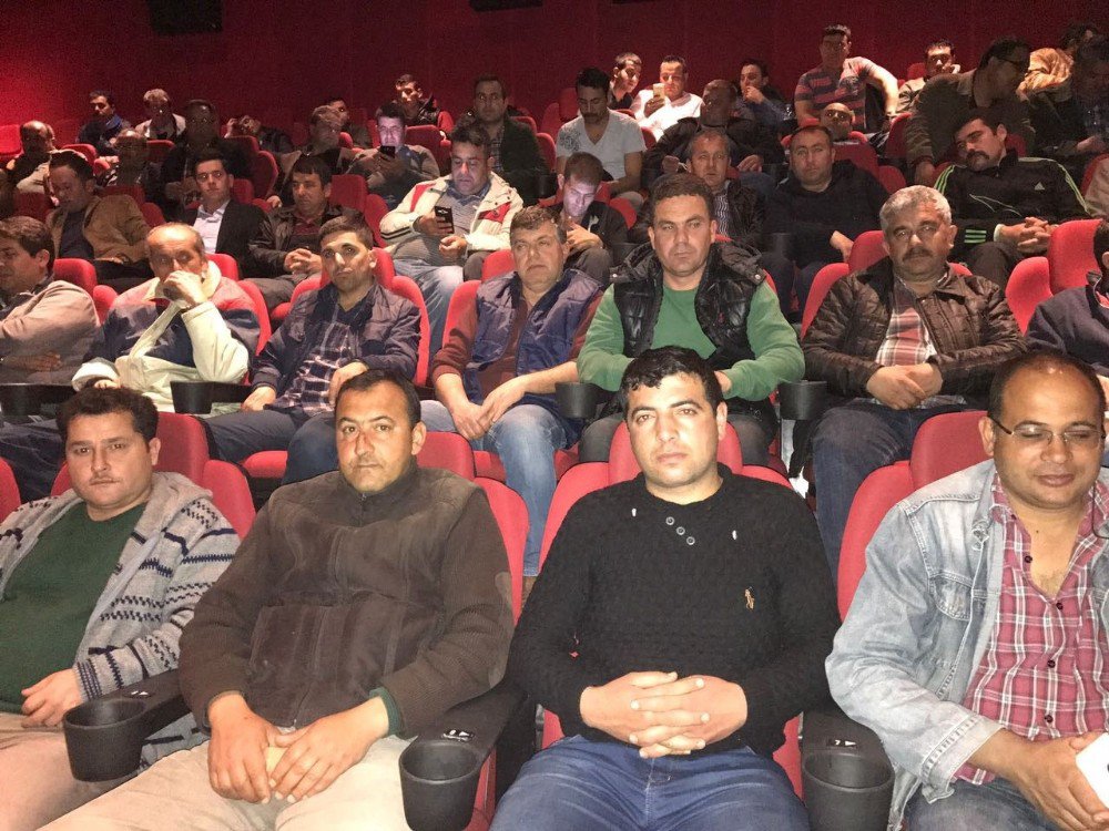 Temizlik İşçilerine Sinema Keyfi