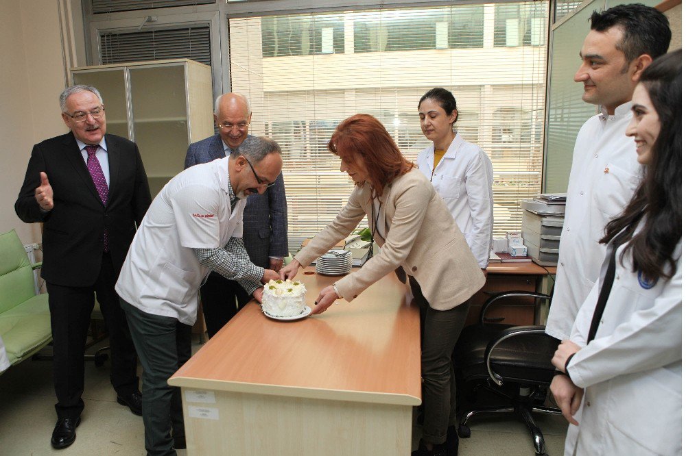 Yaşar Ve Koç 14 Mart Tıp Bayramı’nı Kutladı