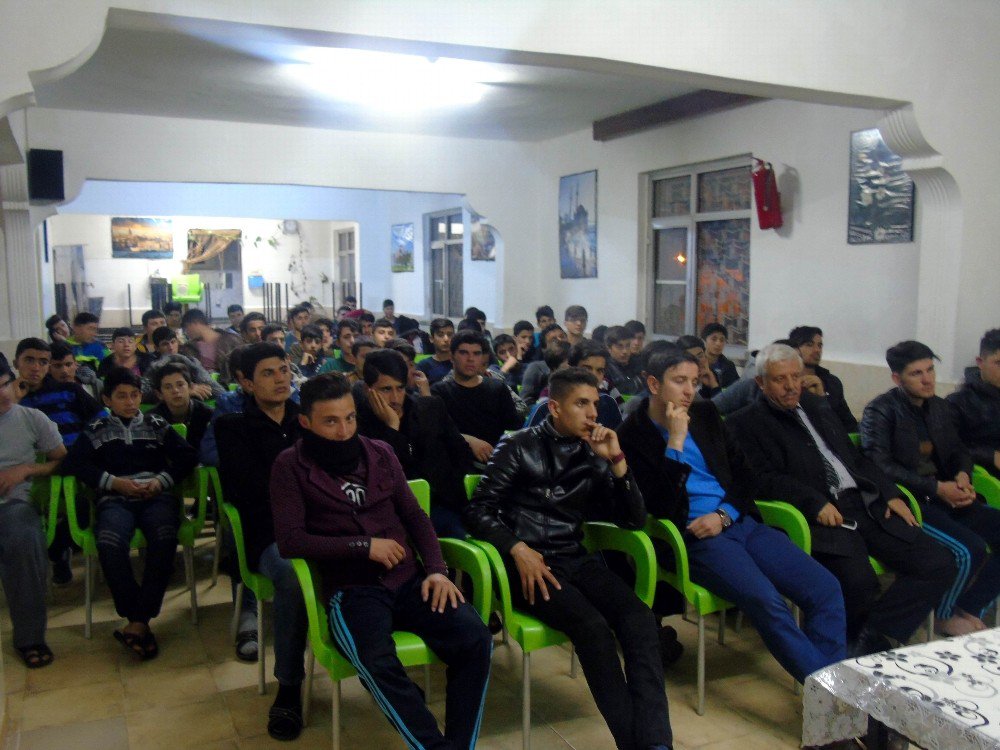 Anadolu İmam Hatip Lisesi Kariyer Günleri Devam Ediyor