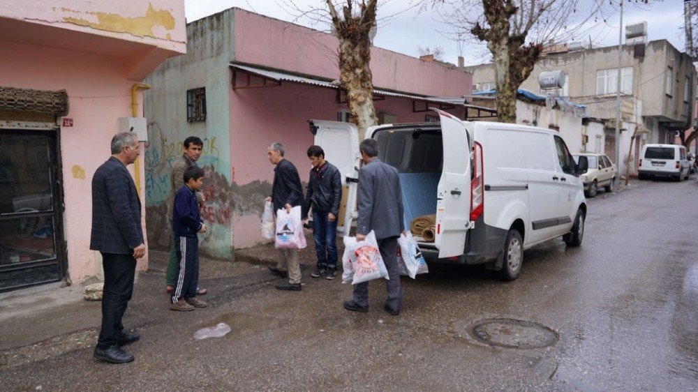 Adıyaman Belediyesinden Afgan Ailelere Yardım