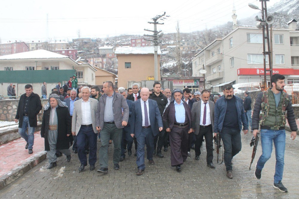 Ak Parti Şırnak Teşkilatı Referandum Çalışmalarını Sürdürüyor