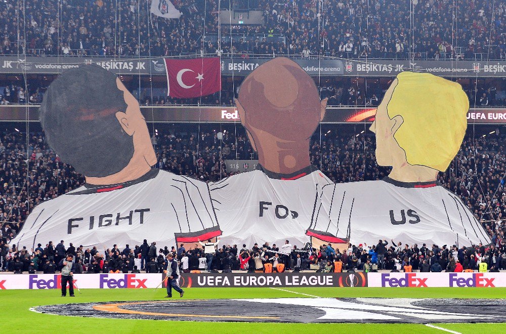 Vodafone Arena’da İlk Koreografi