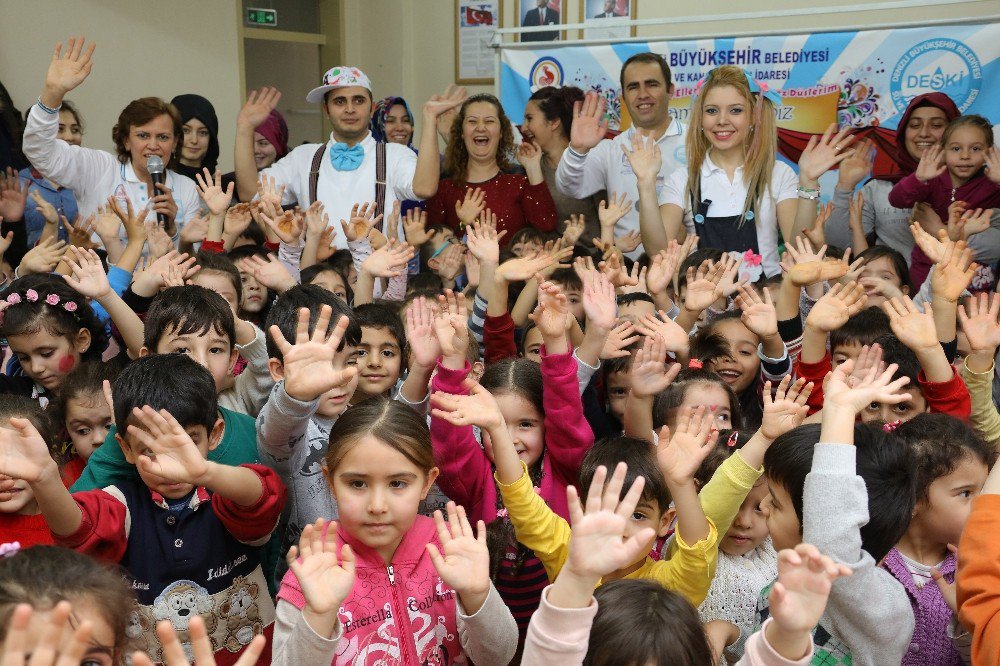 Deski, Suyun Önemini Eğlenerek Öğretiyor