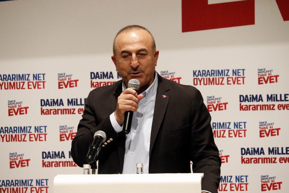 Bakan Çavuşoğlu: "Fransa Bu Süreçte Farklı Olduğunu Gösterdi"