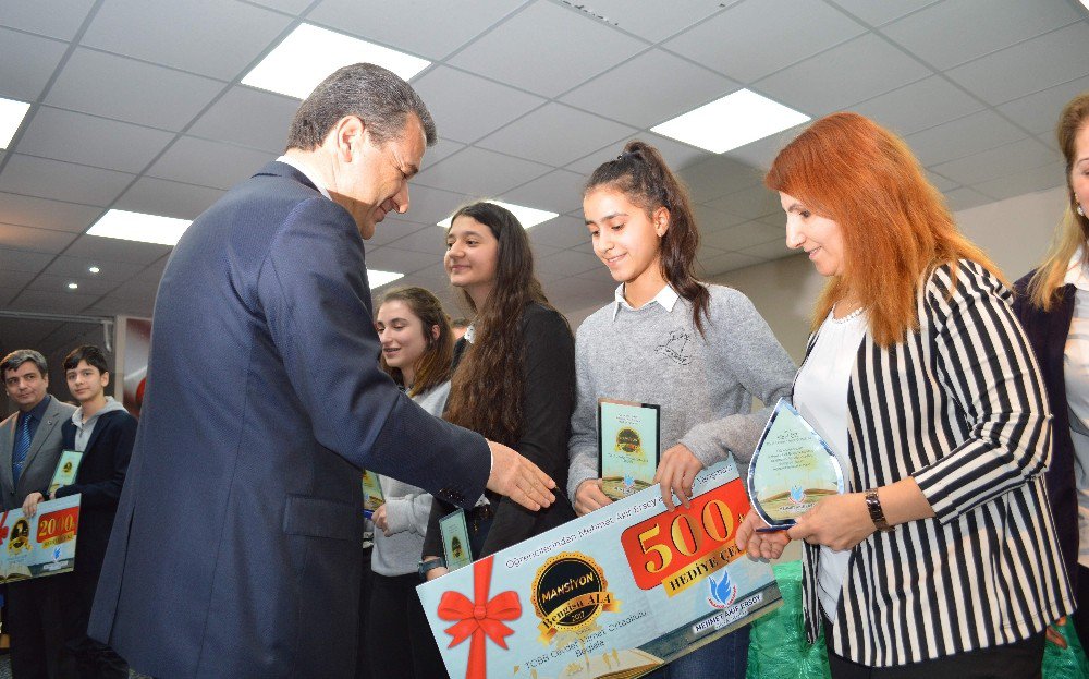 “Mehmet Akif Ersoy’a Mektup” Yarışmasında Ödüller Verildi