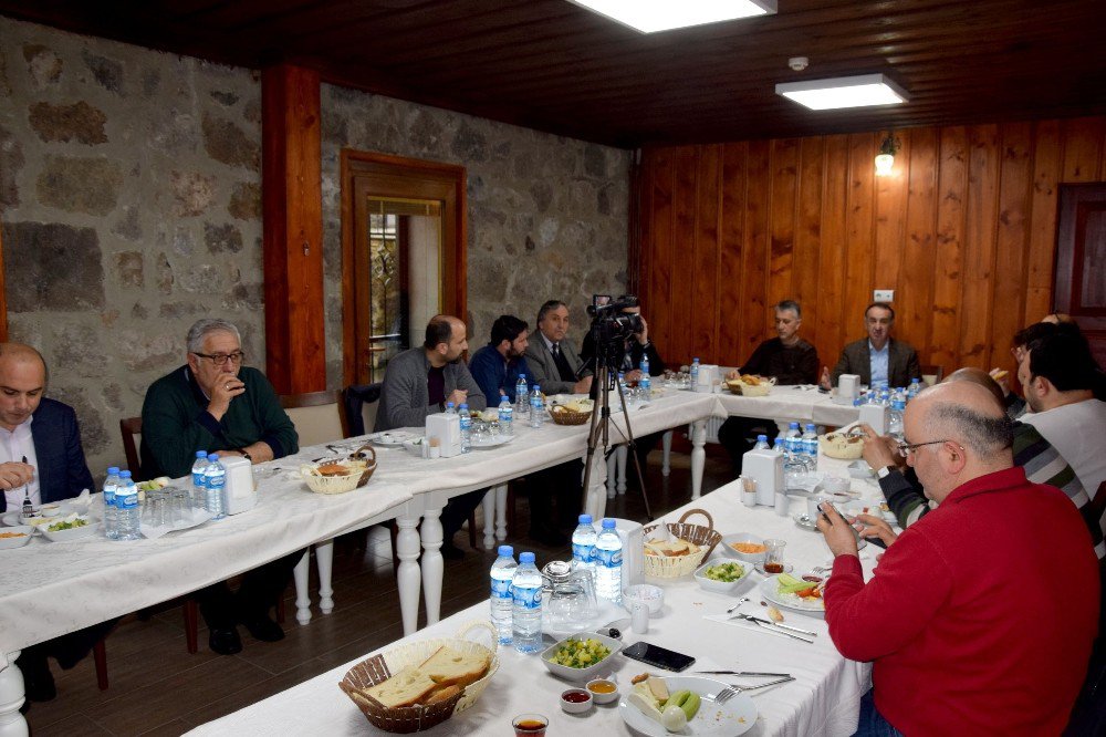 Giresun İl Genel Meclisi Başkanı Mürşit Gürel Çalışmalar Hakkında Bilgiler Verdi