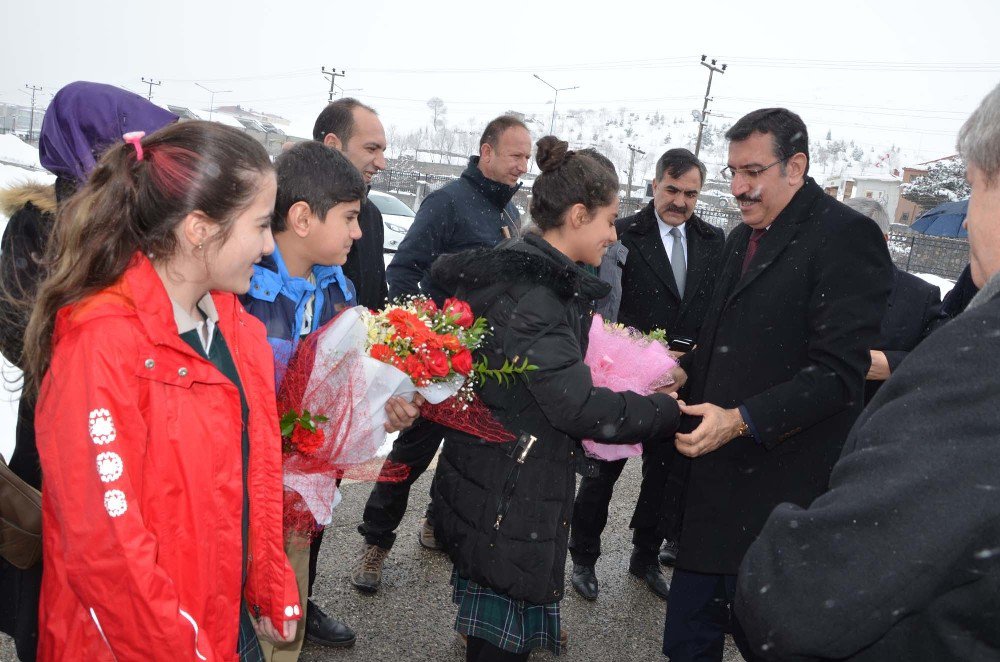 Bakan Tüfenkci: “Bitlis’in Güvenlik Problemleri Halledildikten Sonra Önü Çok Açık”