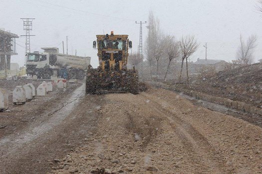 Saray’da Yol Yapım Çalışması