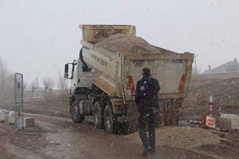 Saray’da Yol Yapım Çalışması