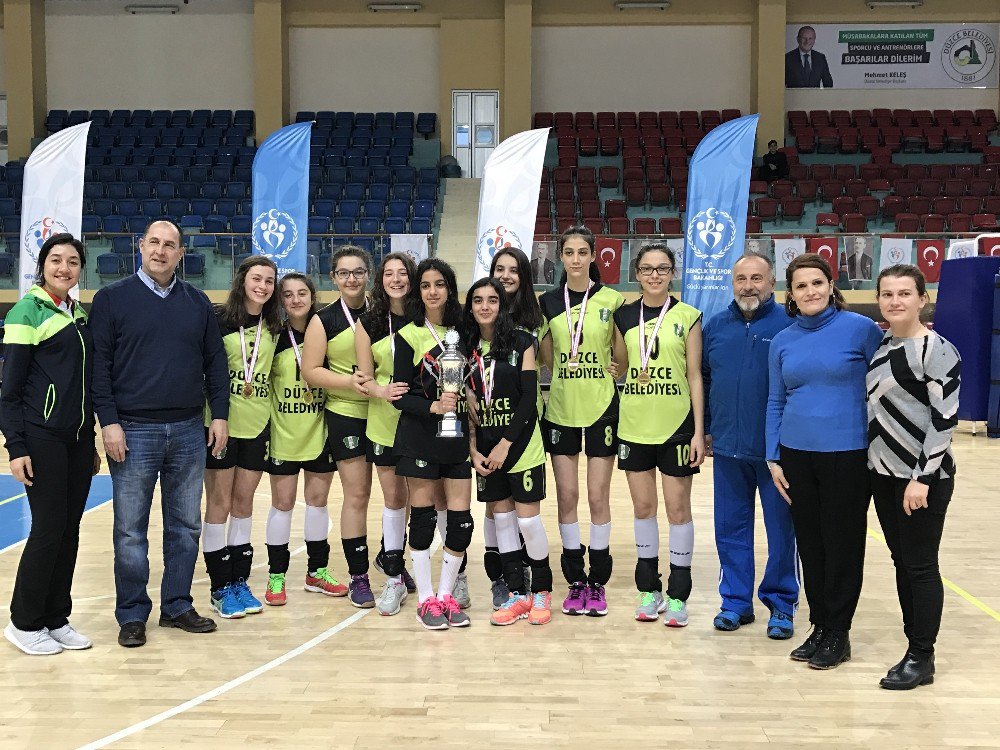 Voleybol Mahalli Ligi Şampiyonları Belli Oldu