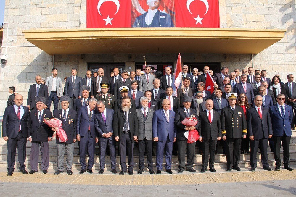 Atatürk’ün Mersin’e Gelişinin 94. Yıl Dönümü Coşkuyla Kutlandı