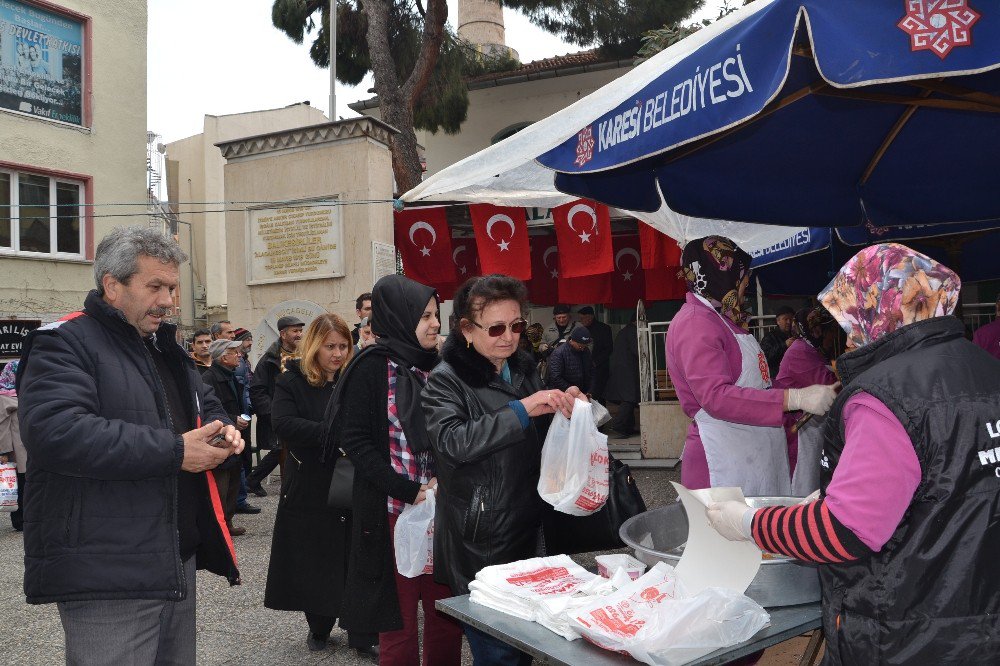 Çanakkale Şehitleri İçin Lokma Döküldü