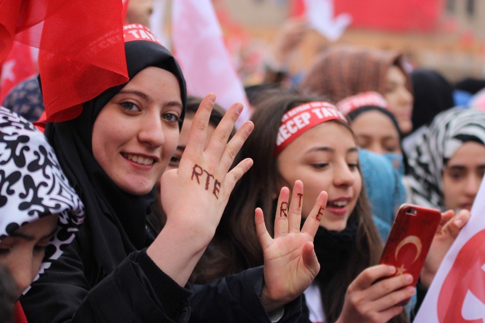 Eskişehirli Kadınların Erdoğan Sevgisi