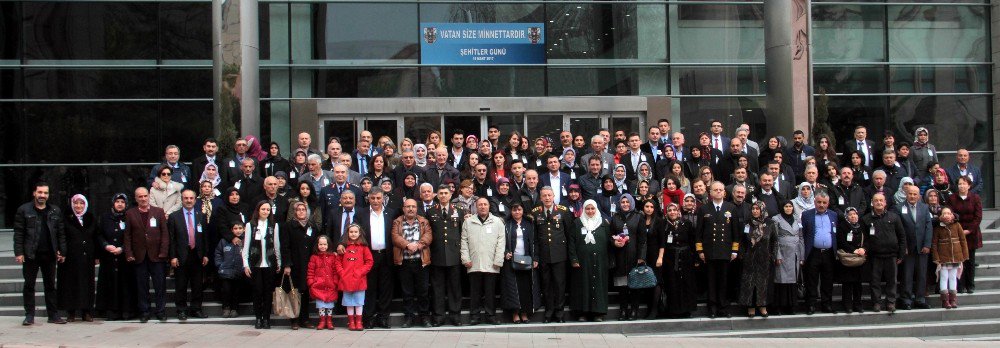 Genelkurmay Başkanı Akar: “Ağlamayın Gülün”