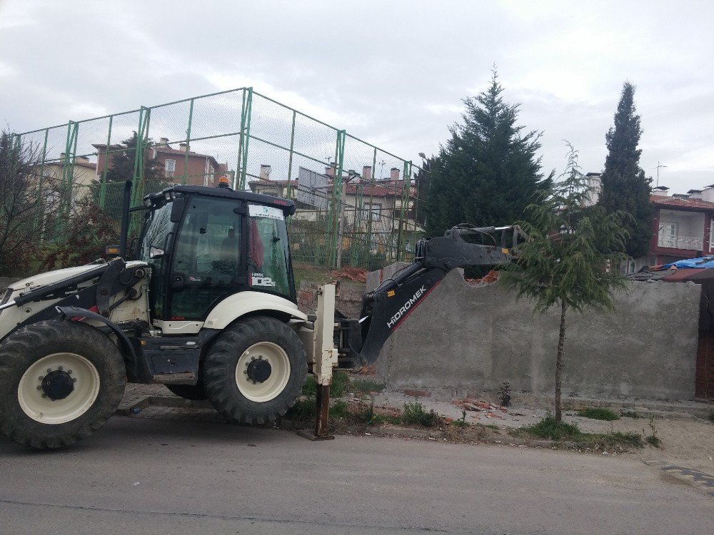 İzmit’te Kaçak Yapıya Geçit Yok